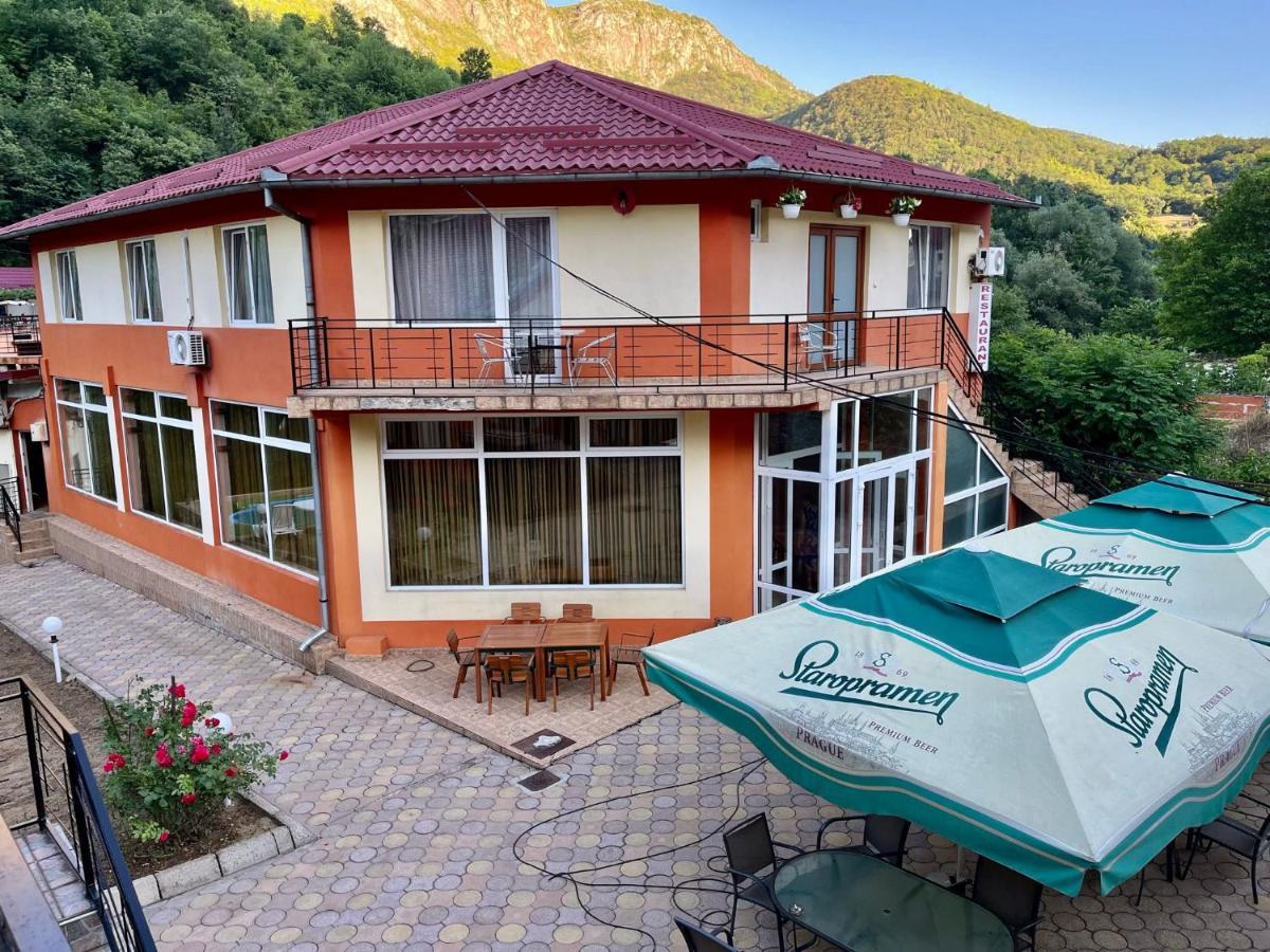 Pensiunea Orhideea Băile Herculane Exterior photo